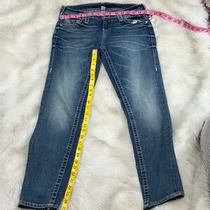 NWT True Religion Mid Rise Boyfriend 25 distressed blue jean  designer‎ denim